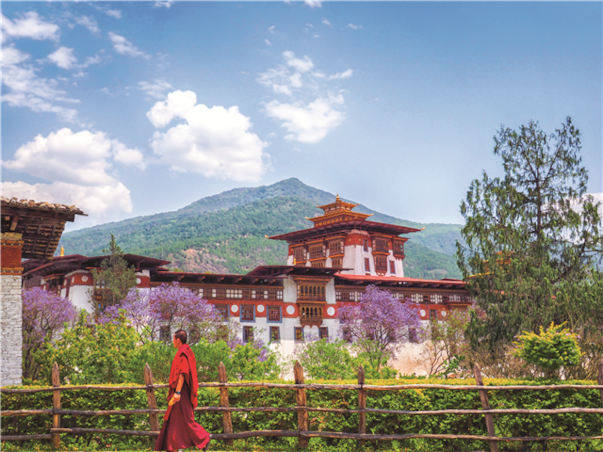 행복의 나라 부탄 항공 일주 9일 ＜노쇼핑/비자포함/국내선이동2회.탁상사원＞